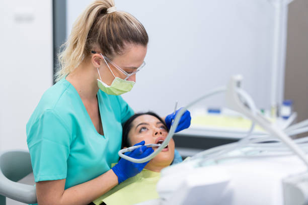 Best Cosmetic Emergency Dentistry in New Hartford Center, CT
